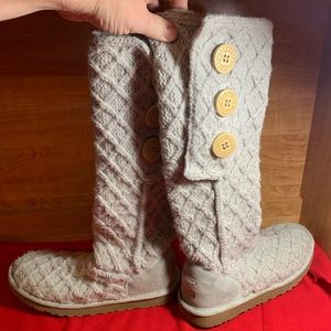 UGG